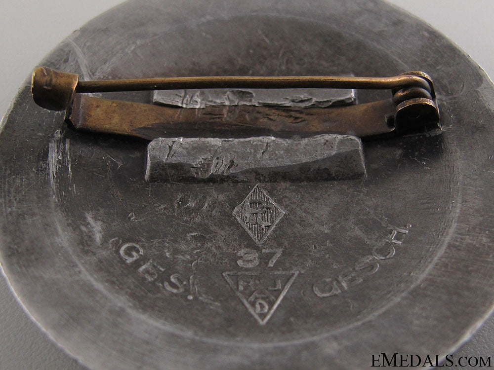 radwj_members_badge–_silver_grade_133.jpg5261378e07326