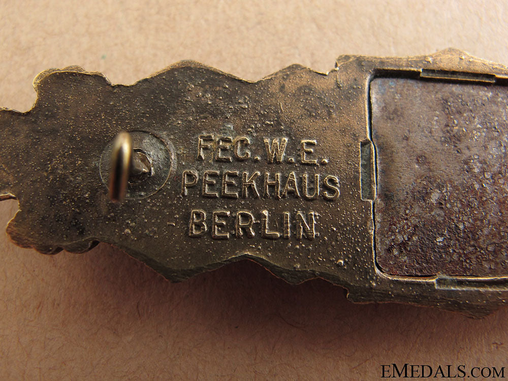close_combat_clasp-_a.g.m.u.k._13.jpg5159ee43d4613