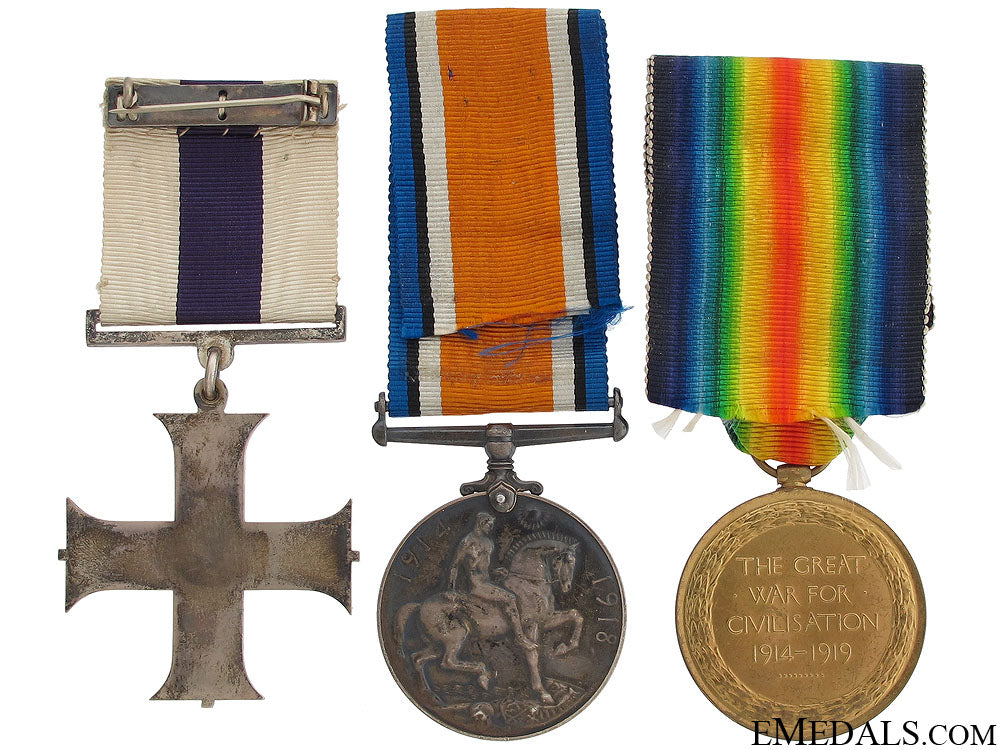 wwi_military_cross_for_actions_at_morchies1918_13.jpg51ceeaeb391e5