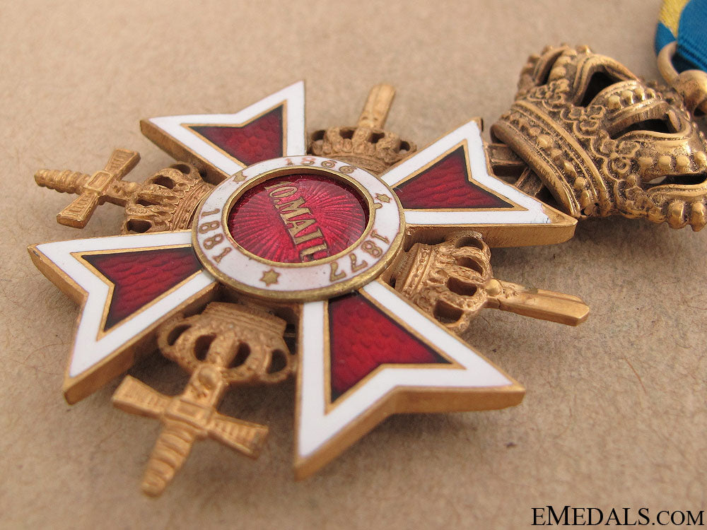 order_of_the_romanian_crown_with_swords_13.jpg51fc03e367bac