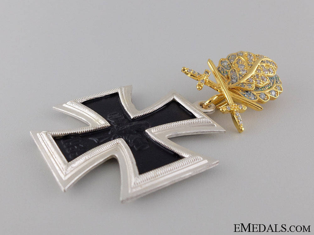 a_federal_republic_knight's_cross_of_the_iron_cross;1957_issue_13.jpg543d42285c856