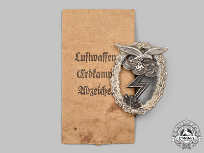germany,_luftwaffe._a_ground_assault_badge,_by_j.e._hammer&_söhne_13_m21_mnc5813