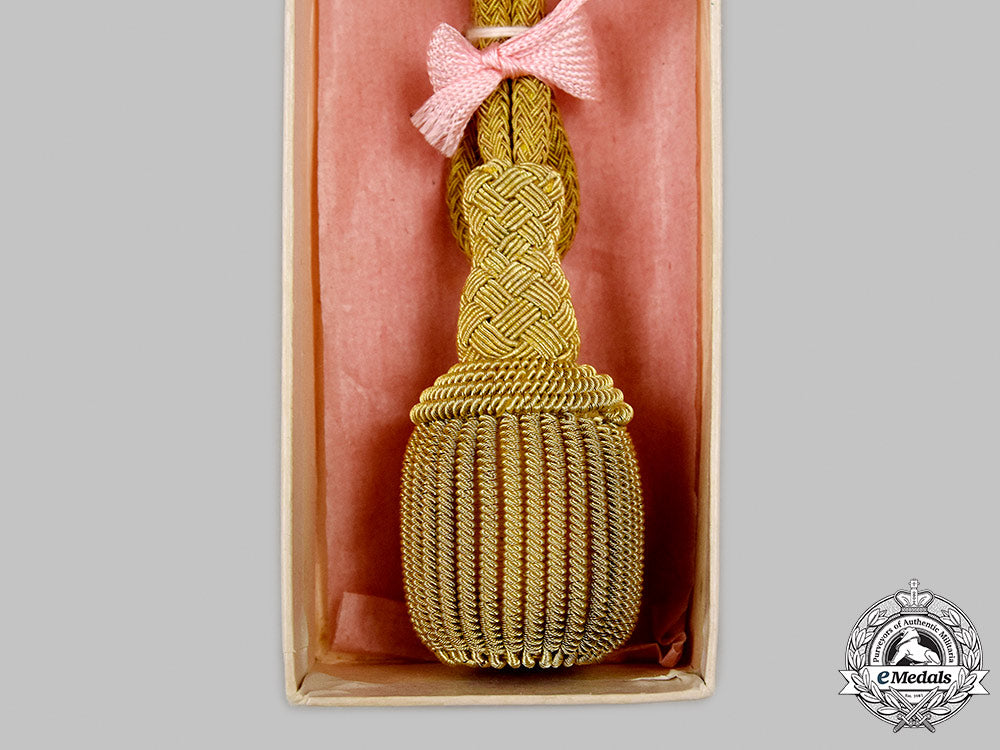 czechoslovakia,_i_republic._a_mint_army_officer’s_portepee_149_m21_mnc9118