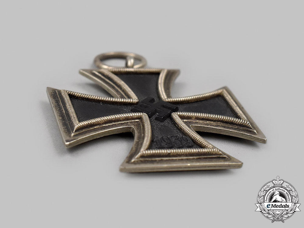 germany,_wehrmacht._a1939_iron_cross_ii_class,_by_gustav_brehmer_14_m21_mnc2160