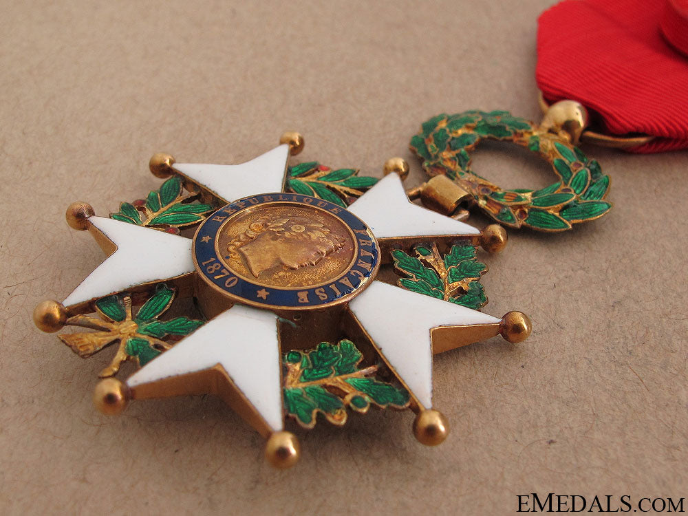 an1870_s_gold_legion_d'honneur_15.jpg51b74f957ac62