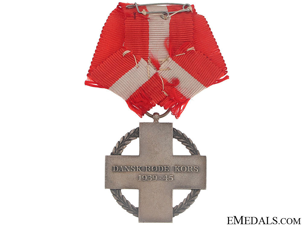 wwii_danish_red_cross_decoration1939-1945_15.jpg509c010c7e440