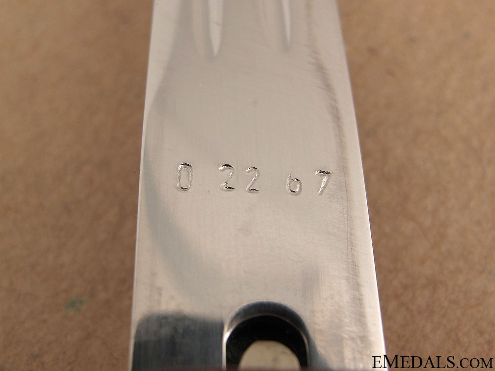 ddr_army_officer's_dagger_15.jpg518d09f86e489