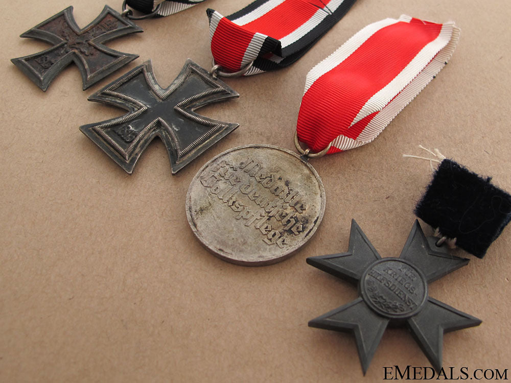 four_german_wwii_awards_15.jpg51129a7d9f5a1
