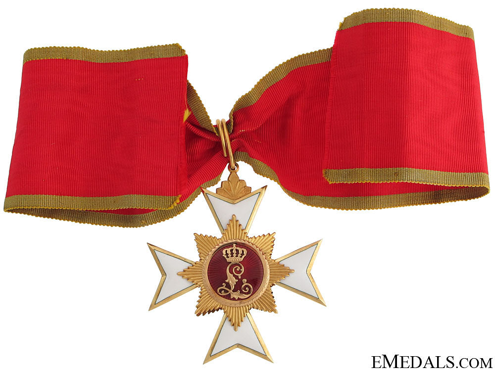 order_of_merit„¢¤2_nd._class_cross_in_gold_16.jpg5138cbbba8e27