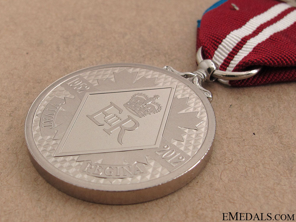 queen_elizabeth_ii_diamond_jubilee_medal_16.jpg51c30e950fbce