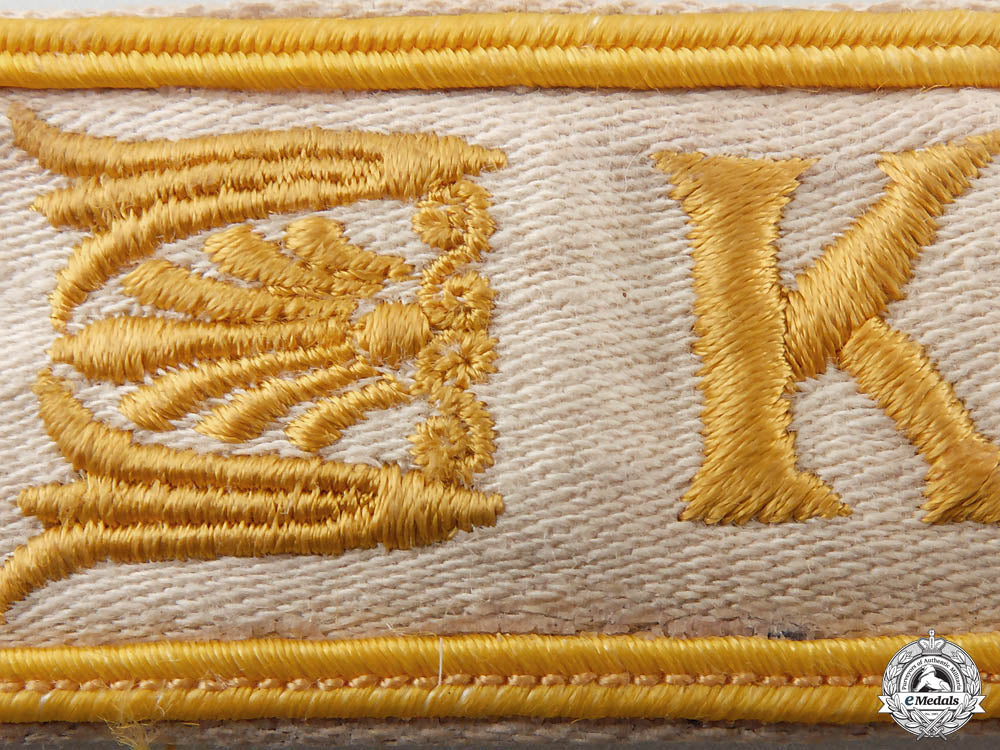 a_kreta_campaign_cufftitle_16.jpg55bd0f301a3c1