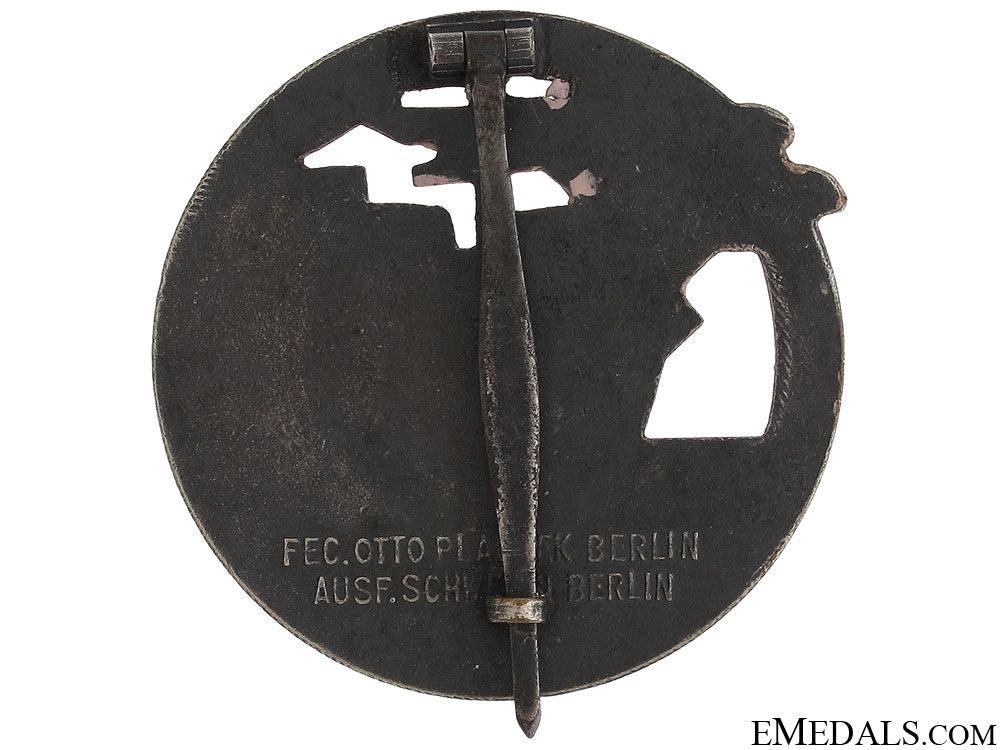 blockade_runner_badge_by_fec._otto_placzek_16.jpg51ba1f05a8495