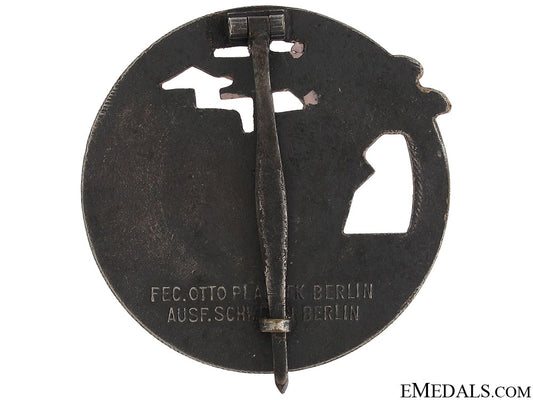 blockade_runner_badge_by_fec._otto_placzek_16.jpg51ba1f05a8495