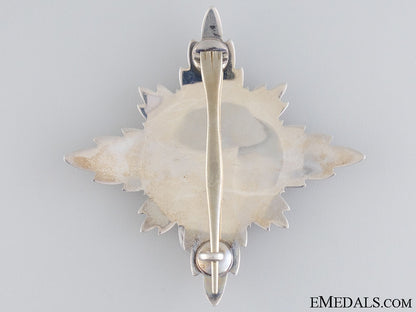 the_order_of_the_british_empire;_k.c._breast_star_16.jpg543d82999a092