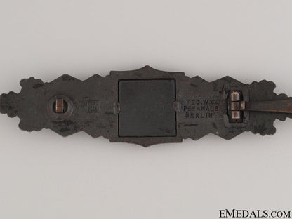 close_combat_clasp-_bronze_by_jfs_174.jpg52613f8715a1f