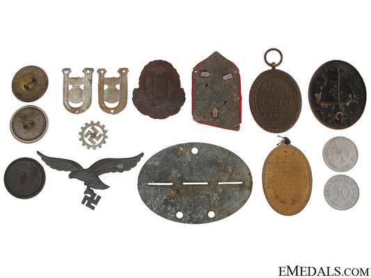 third_reich_period_insignia&_awards_17.jpg50f8352732486