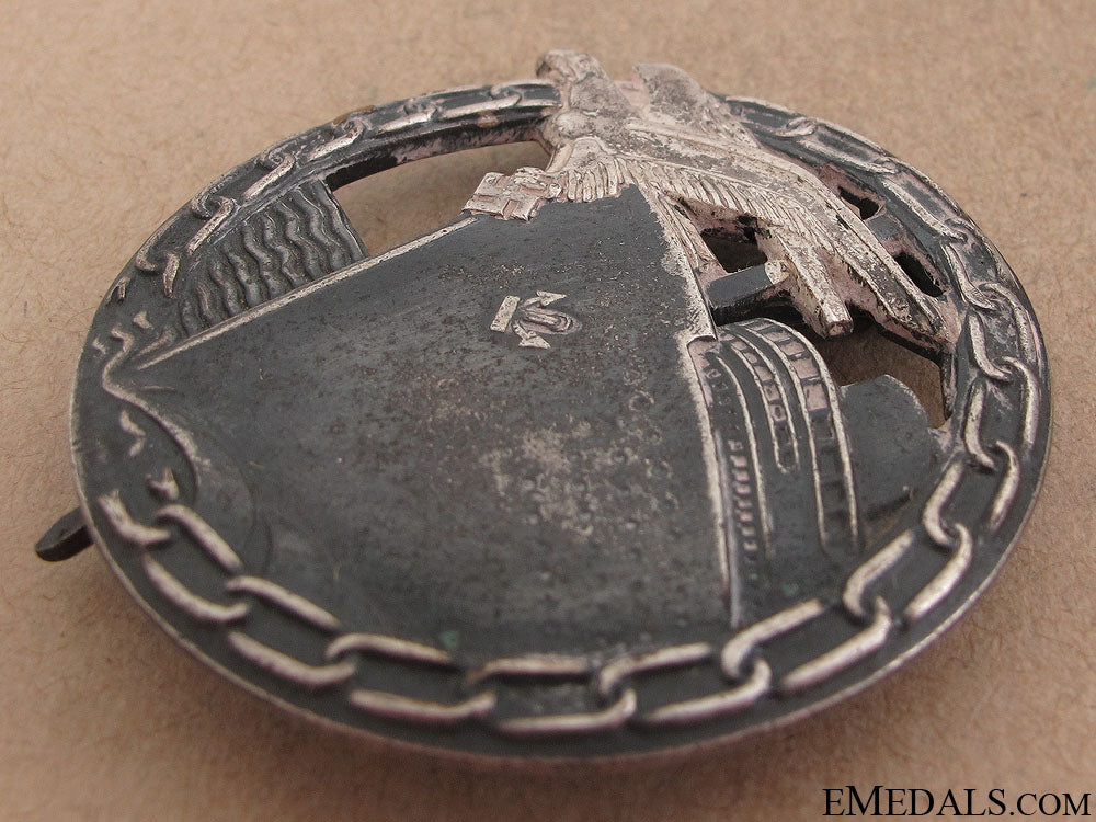 blockade_runner_badge_by_fec._otto_placzek_17.jpg51ba1f0bdf701