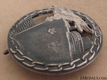 blockade_runner_badge_by_fec._otto_placzek_17.jpg51ba1f0bdf701