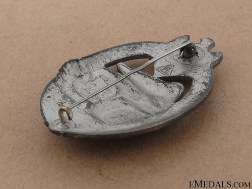 tank_badge_silver_grade_17.jpg5097ce0a75b25