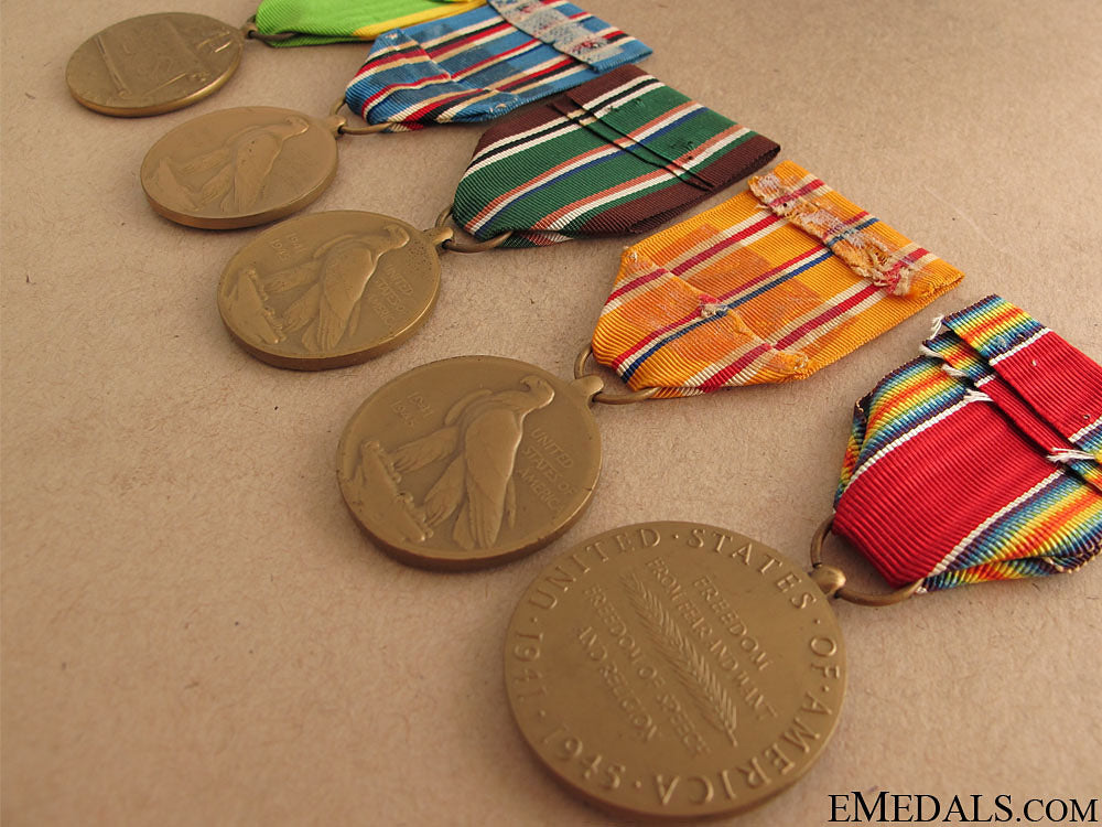 wwii_lot_of_five_medals_17.jpg517e77063618b
