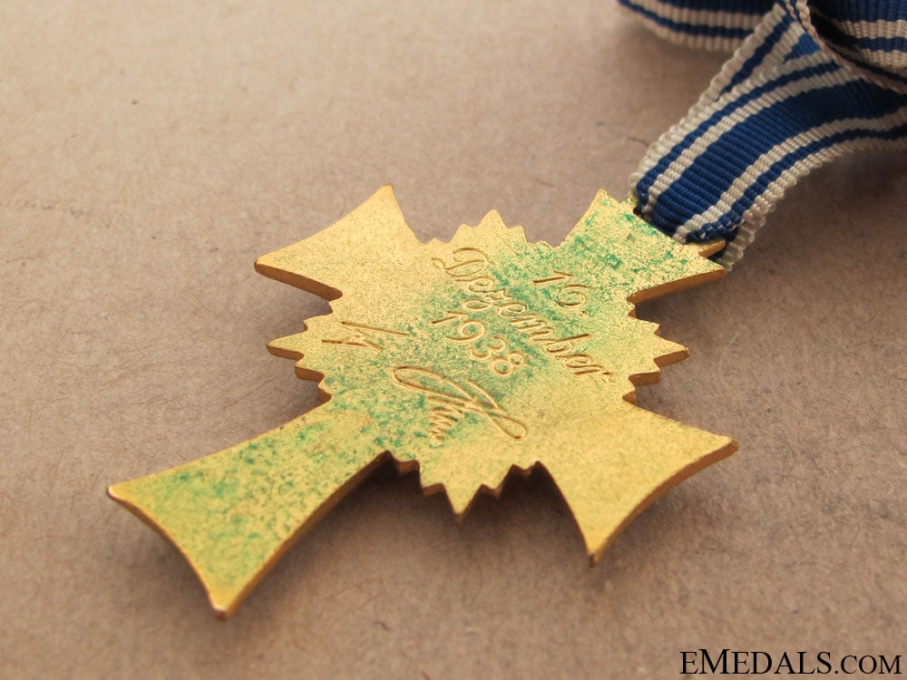 mother’s_cross_gold_grade_17.jpg5107d0081a498