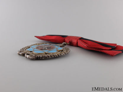 an_iranian(_pahlavi_empire);_propaganda_medal_17.jpg53dfaf030bf72