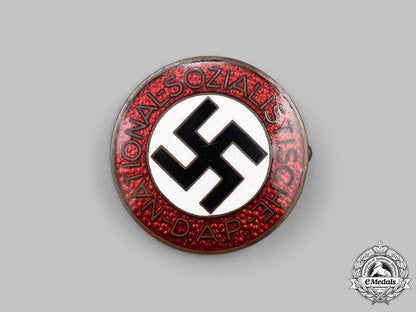 germany,_third_reich._a_pair_of_badges_17_m21_mnc4888