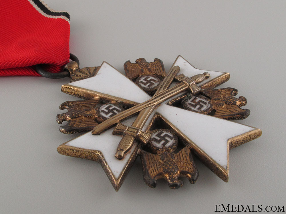 a_cased_german_eagle_order_183.jpg5242f46997add