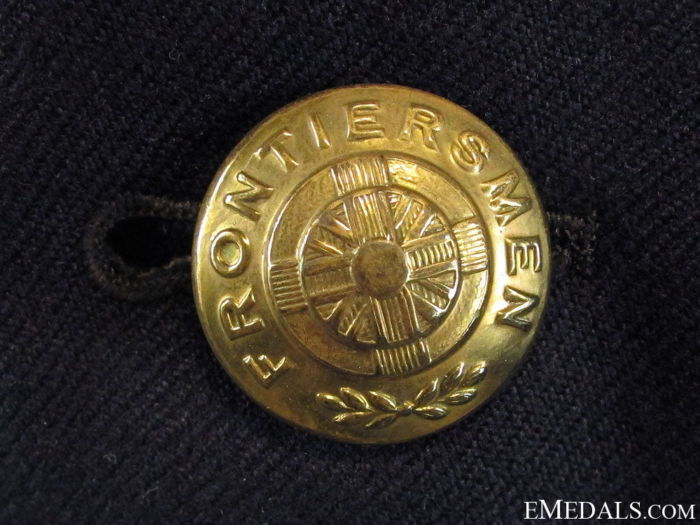 wwii_canadian_frontiersmen_tunic_18.jpg51d5839d730e8