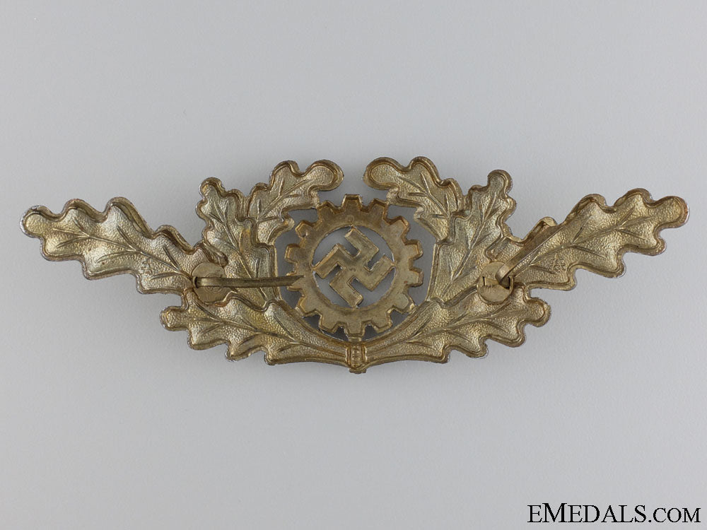 a_daf(_deutsches_arbeits_front)_visor_insignia_18.jpg54610f8417ec2