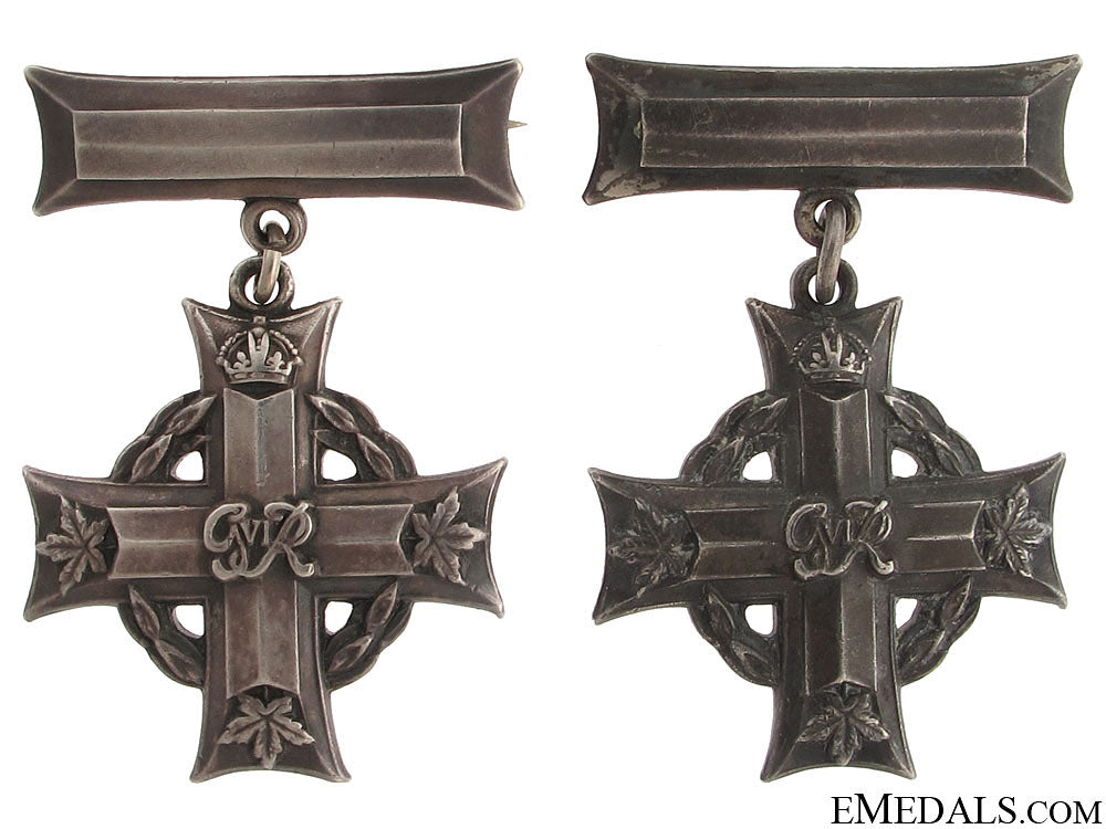 the_twin_memorial_cross_group_to_pte._carmichael_18.jpg5170021b59f75
