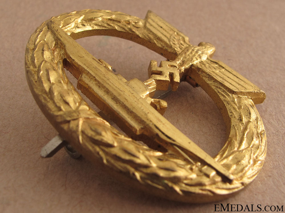 a_mint_u-_boat_war_badge_18.jpg515f254c28389