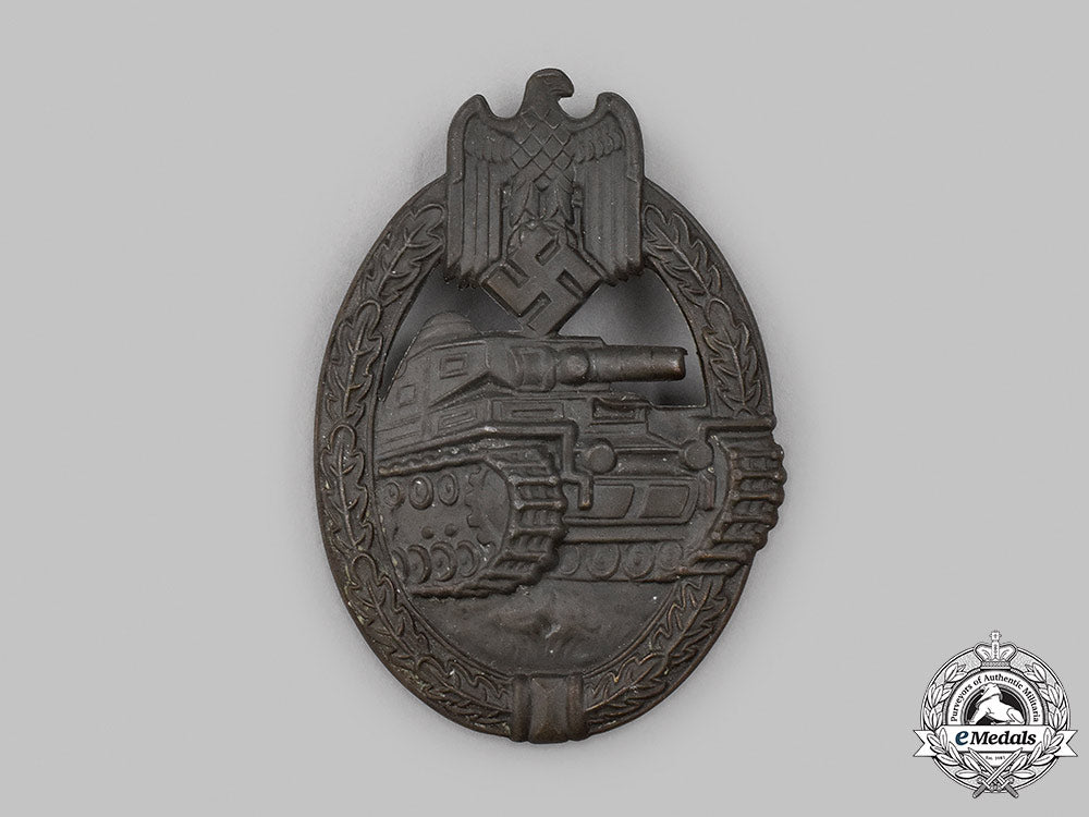 germany,_wehrmacht._a_panzer_assault_badge,_bronze_grade,_by_frank&_reif_18_m21_mnc1346_1_2