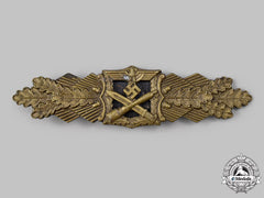 Germany, Wehrmacht. A Close Combat Clasp, Bronze Grade, By A.g.m.u.k