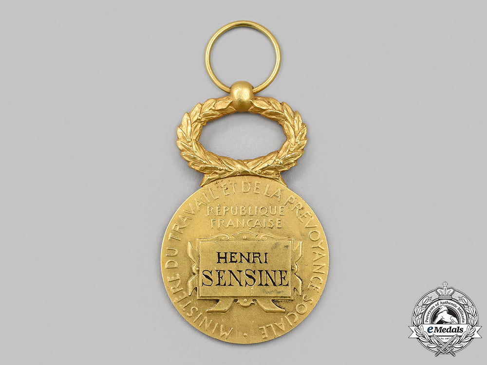 france,_iii_republic._a_medal_for_mutual_aid,_ministry_of_labour&_social_welfare_issue,_named_to_henri_sensine_18_m21_mnc4744_1