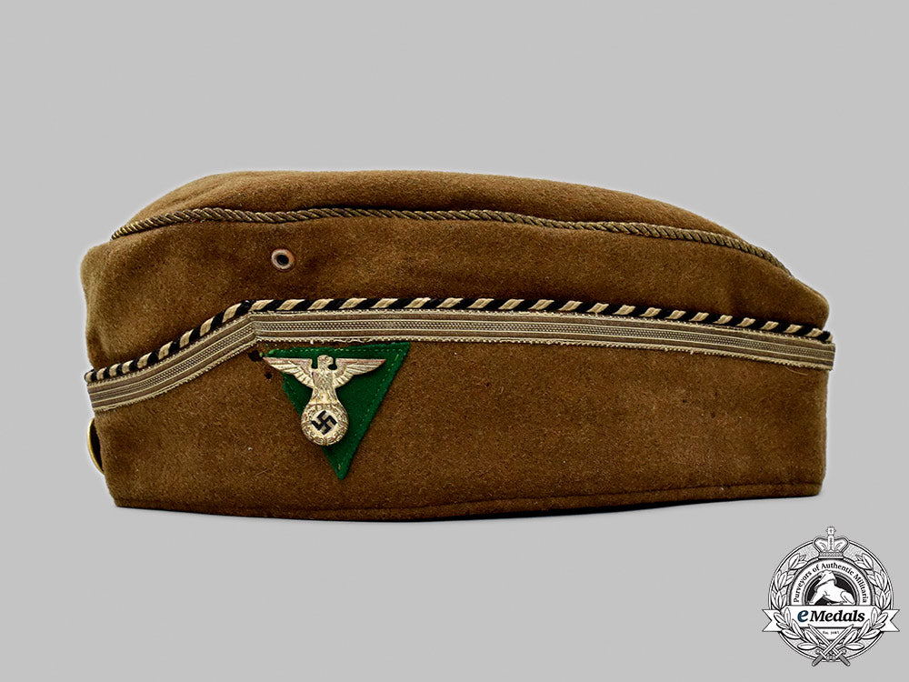 germany,_sa._a_rare_sa-_gruppe_pommern_general’s_garrison_cap_192_m21_mnc0261