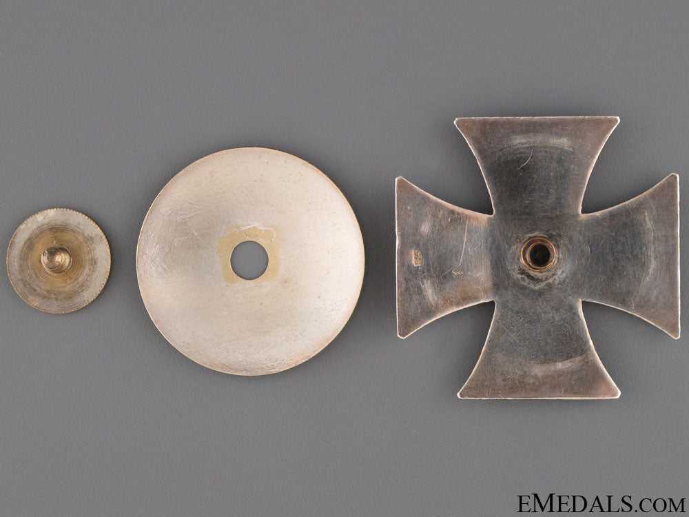 iron_cross1_st_class1914-925_screw_back_19.jpg520a5486a0407
