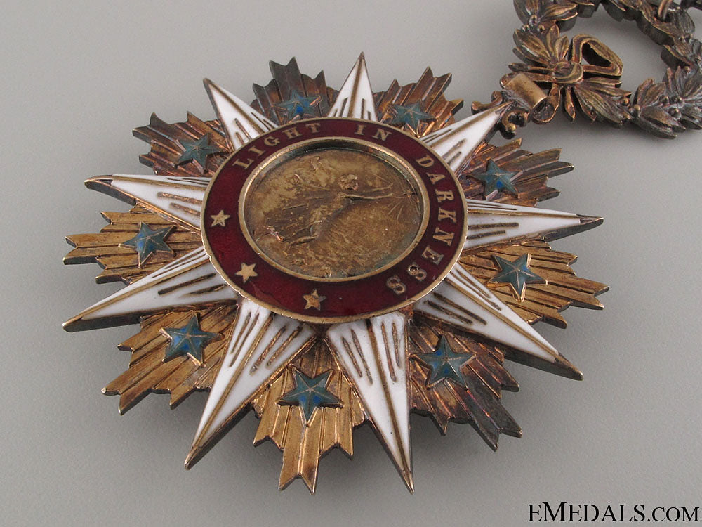 the_order_of_the_star_of_africa-_grand_cross_19.jpg5241f270d39ed