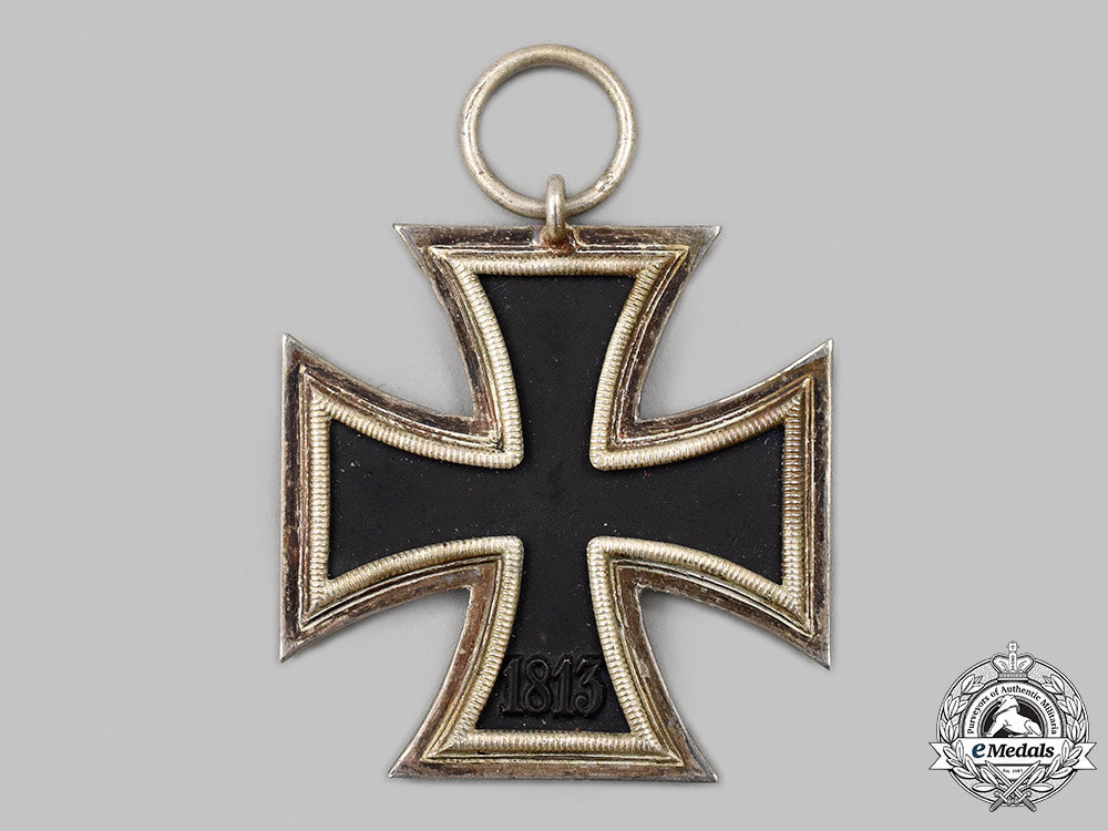 germany,_wehrmacht._a1939_iron_cross_ii_class,_by_paul_meybauer_19_m21_mnc6292