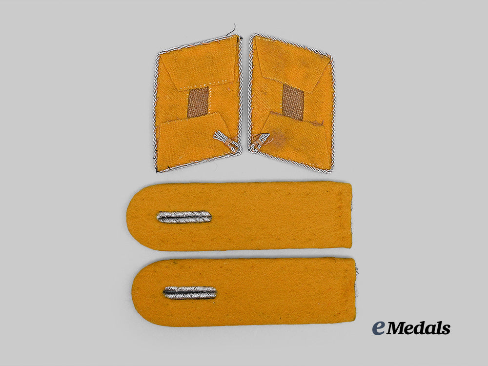 germany,_luftwaffe._a_lot_of_flight_personnel/_fallschirmjäger_insignia_for_officer_ranks_e_medals__g62877_3