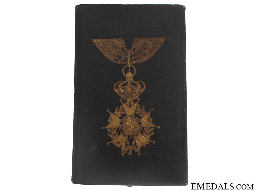 legion_of_honour_case-_c.1850_1.jpg5099553097705