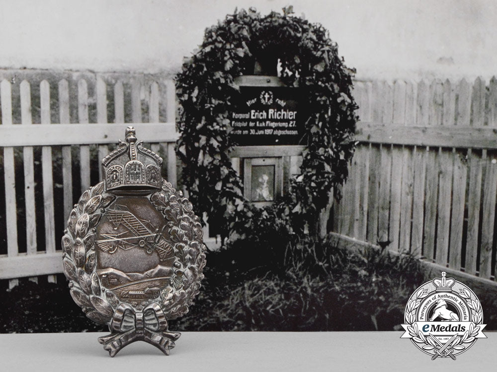 a_finely_engraved_first_war_prussian_pilot's_badge_to_erich_richten_who_was_downed_in_june1917_1_10_2