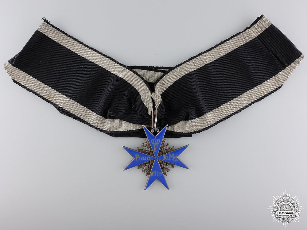 a_german_imperial_friedländer_pour_le_merite_with_cased_awards_2.jpg547dfe747eb3c