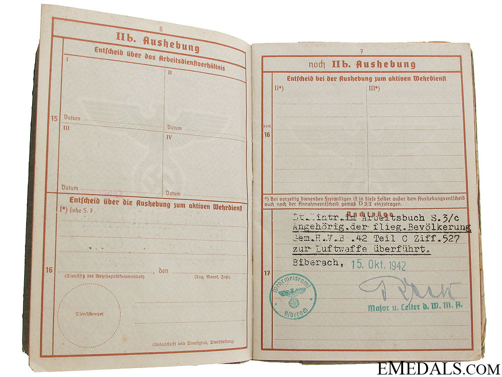 a_german_wehrpass,_award_document&_medal_202.jpg51978bf357ac9