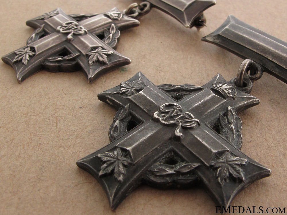 the_twin_memorial_cross_group_to_pte._carmichael_20.jpg517002265d98b