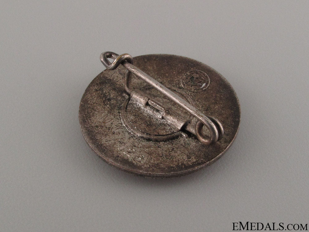 nsdap_party_membership_badge_20.jpg52405b371fc94