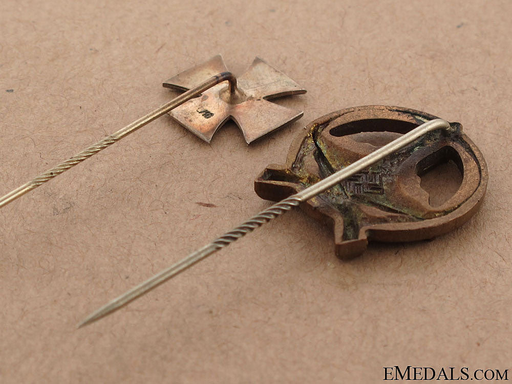 two_german_stickpins_20.jpg5093c77fc4ecc