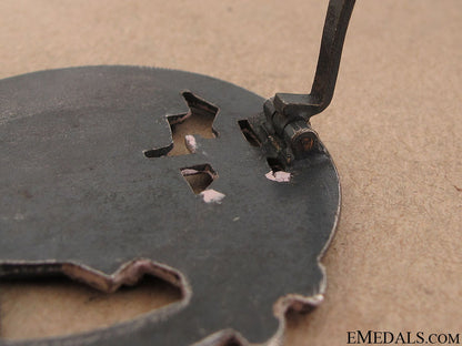 blockade_runner_badge_by_fec._otto_placzek_21.jpg51ba1f1f7f785