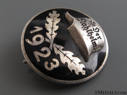 stahlhelm_membership_badge1923_21.jpg520d321298d25