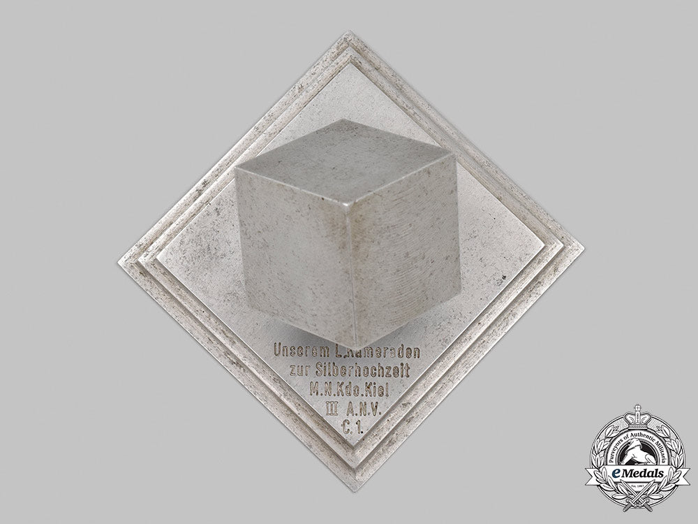 germany,_kriegsmarine._a_kiel_district_silver_wedding_anniversary_table_decoration_21_m21_mnc6727_1